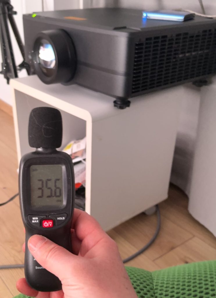 Test Optoma UHZ78LV