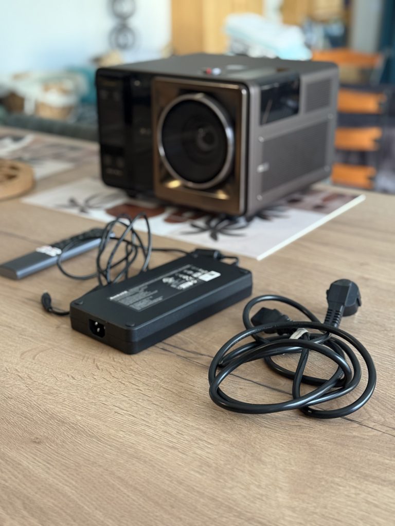Test HISENSE XR10