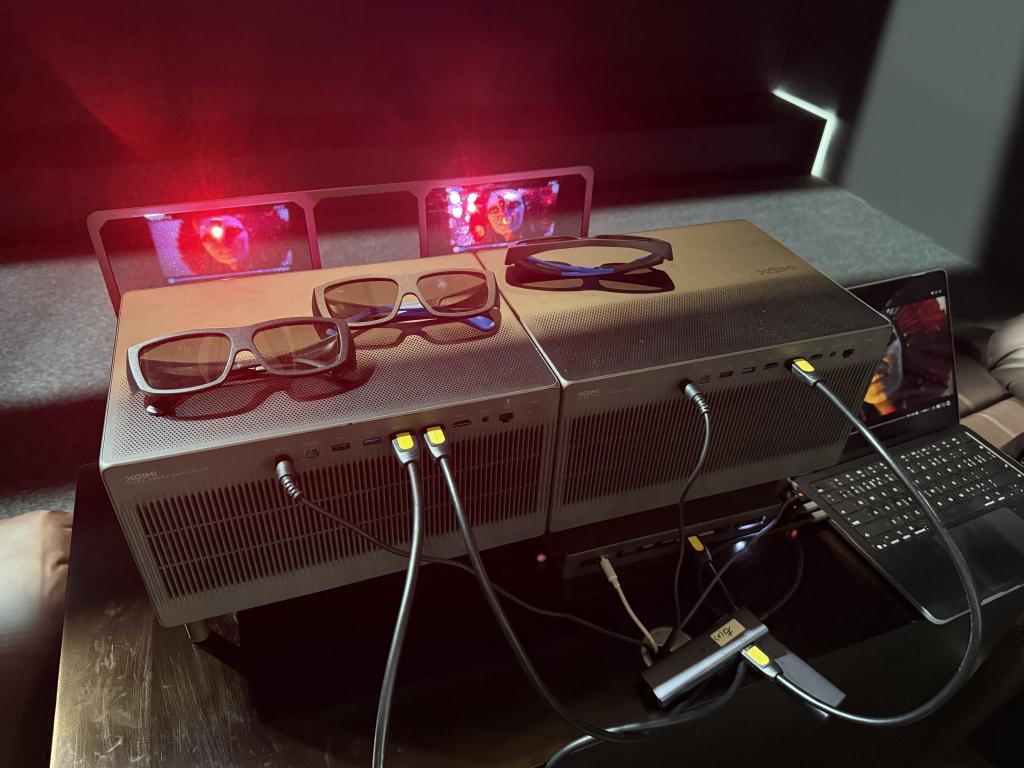 3D passive avec stack 2 projecteurs TITAN NOIR MAX XGIMI